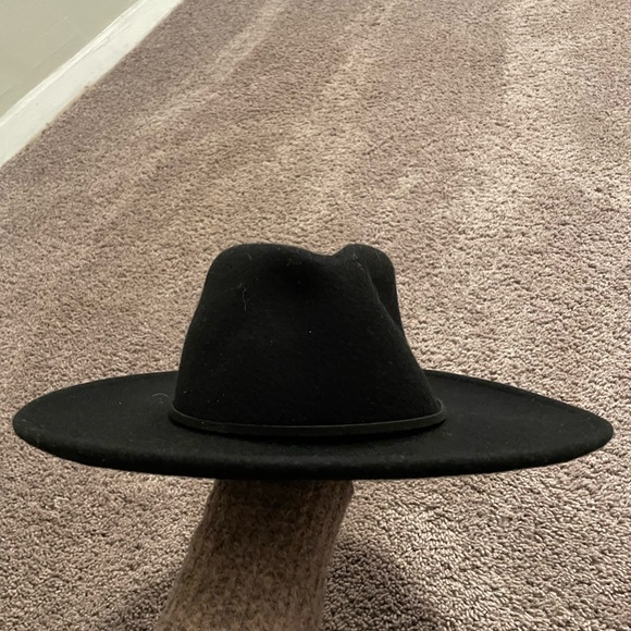 Cute black hat🖤 - Picture 6 of 7